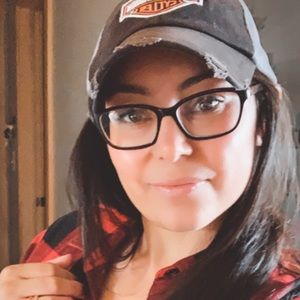 Meet your Posher, Leah